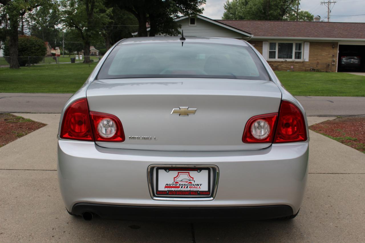 Chevrolet Malibu 1LT 2010