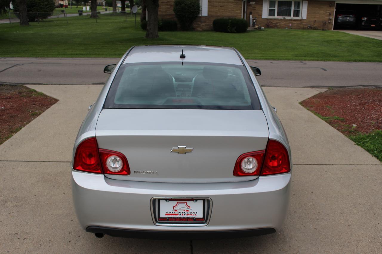 Chevrolet Malibu 1LT 2010