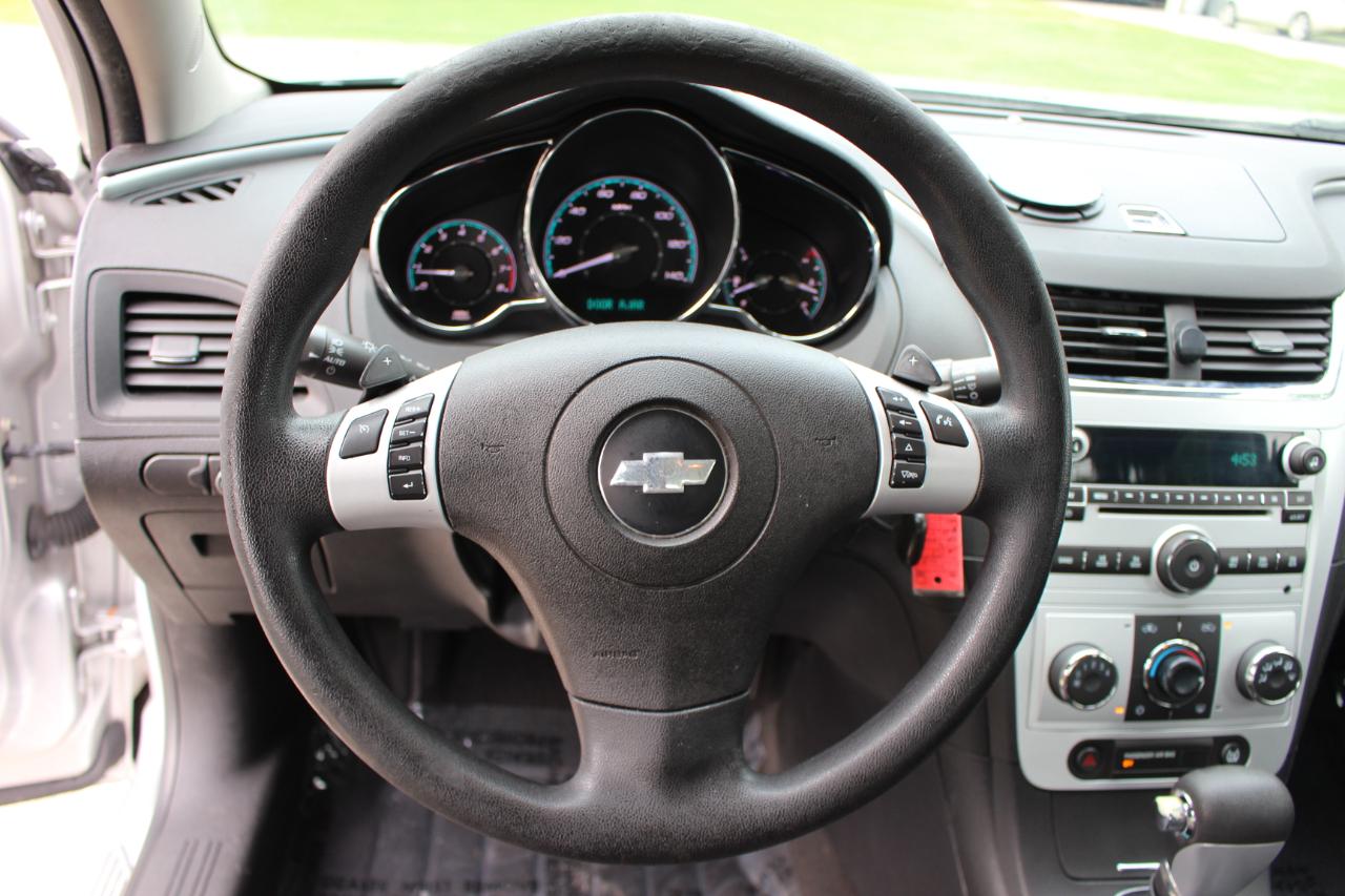 Chevrolet Malibu 1LT 2010