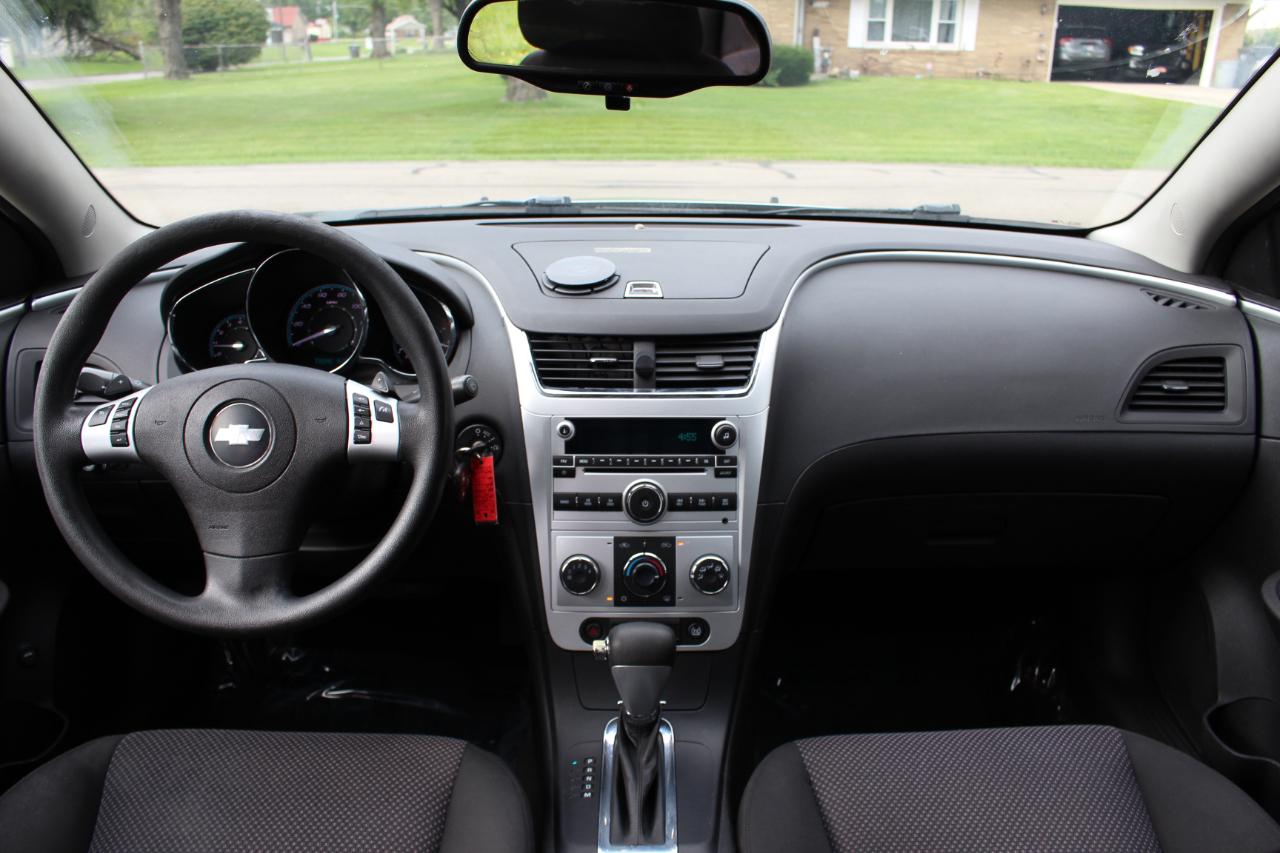 Chevrolet Malibu 1LT 2010