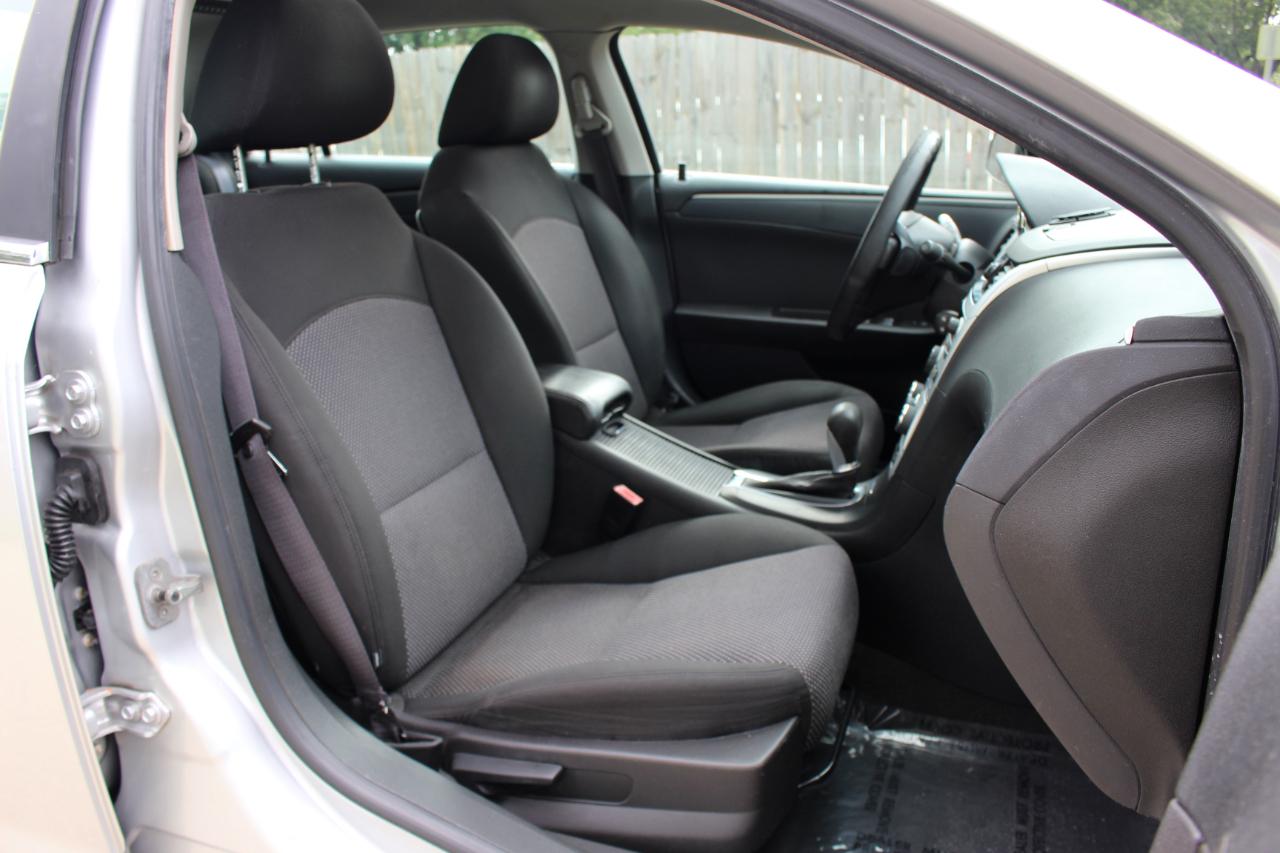 Chevrolet Malibu 1LT 2010
