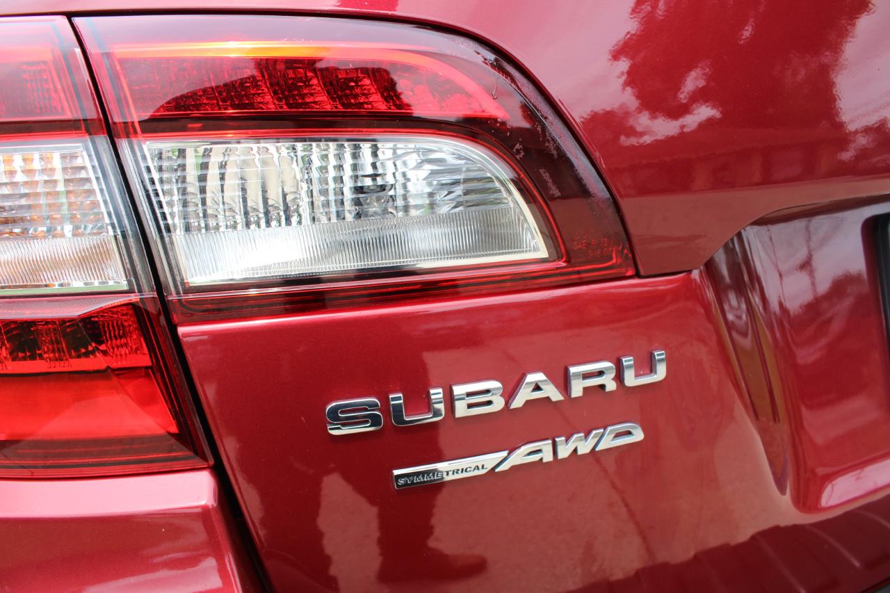 Subaru Outback 2.5i Premium 2015