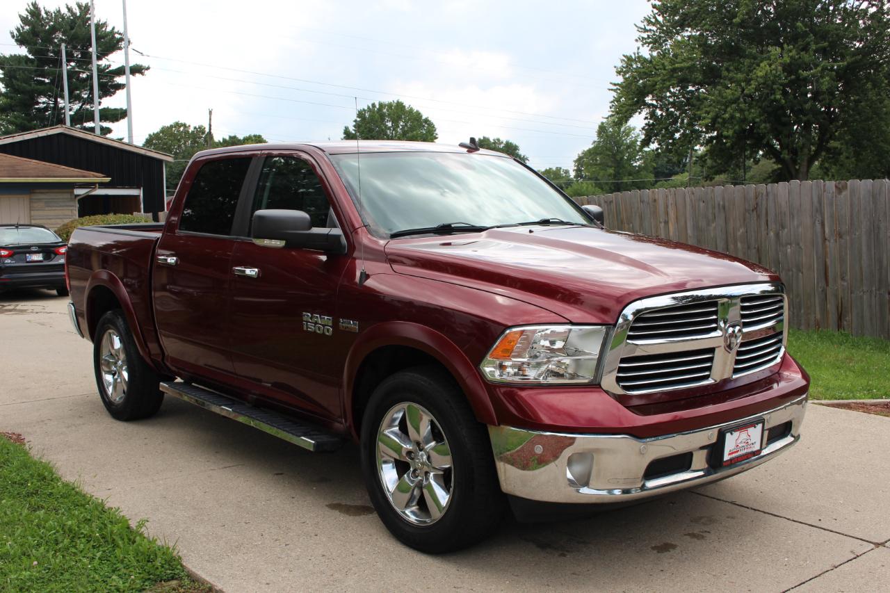 RAM 1500 Big Horn Crew Cab SWB 4WD 2016