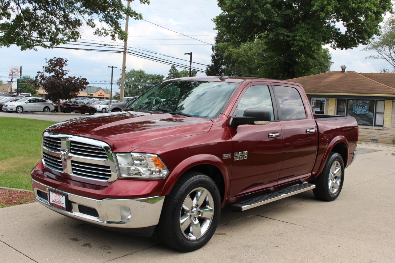 RAM 1500 Big Horn Crew Cab SWB 4WD 2016