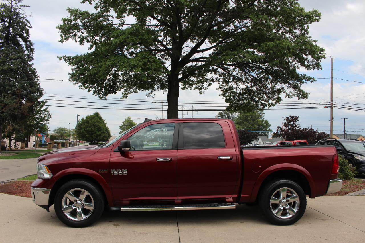 RAM 1500 Big Horn Crew Cab SWB 4WD 2016
