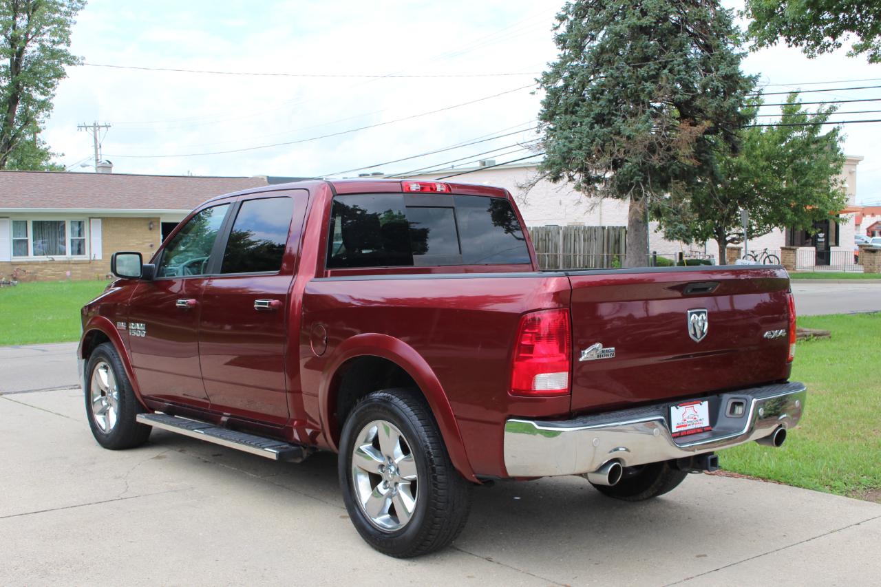RAM 1500 Big Horn Crew Cab SWB 4WD 2016
