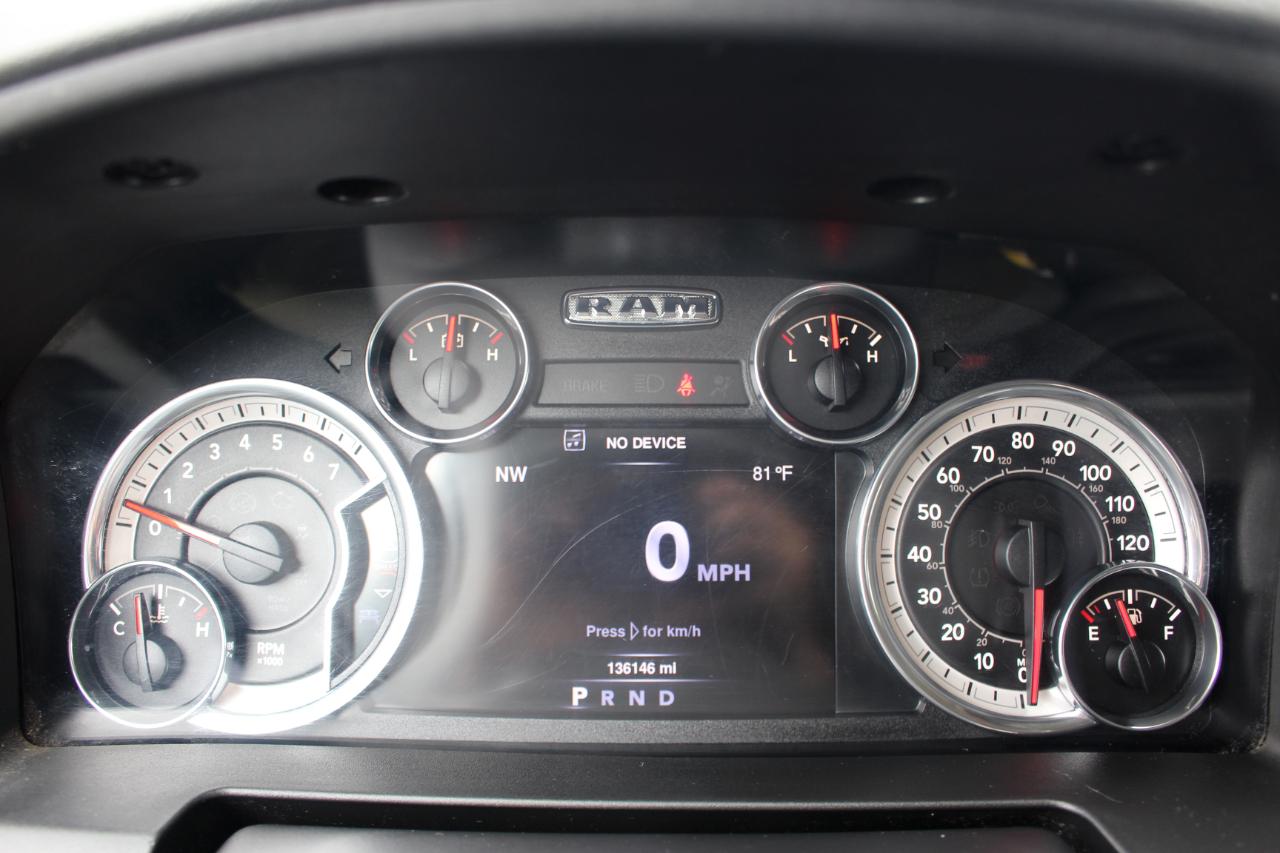 RAM 1500 Big Horn Crew Cab SWB 4WD 2016