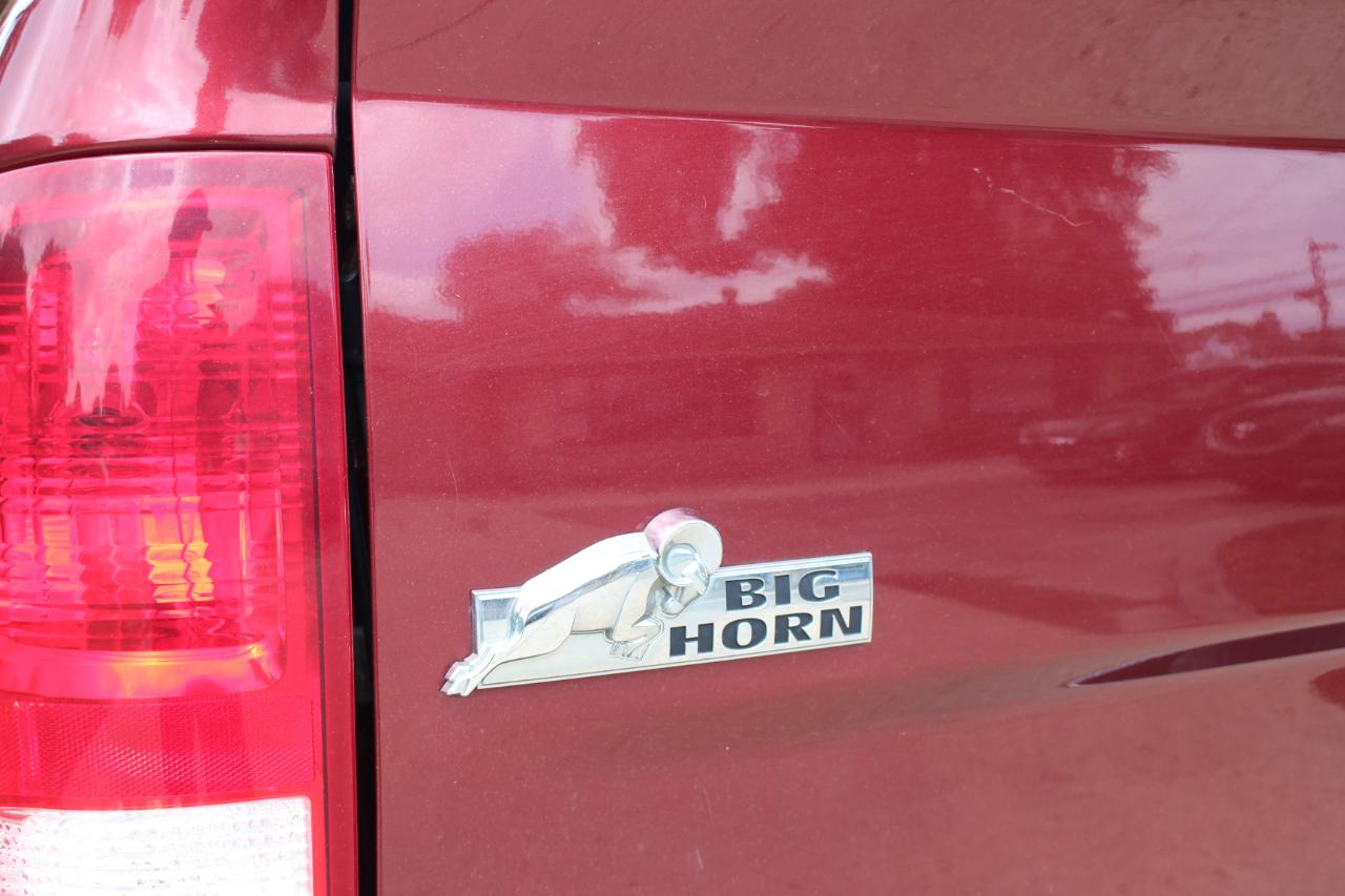 RAM 1500 Big Horn Crew Cab SWB 4WD 2016