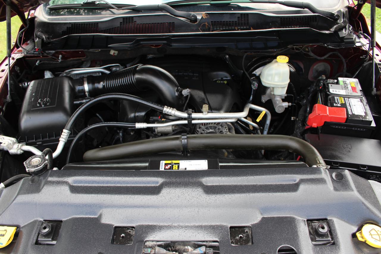 RAM 1500 Big Horn Crew Cab SWB 4WD 2016