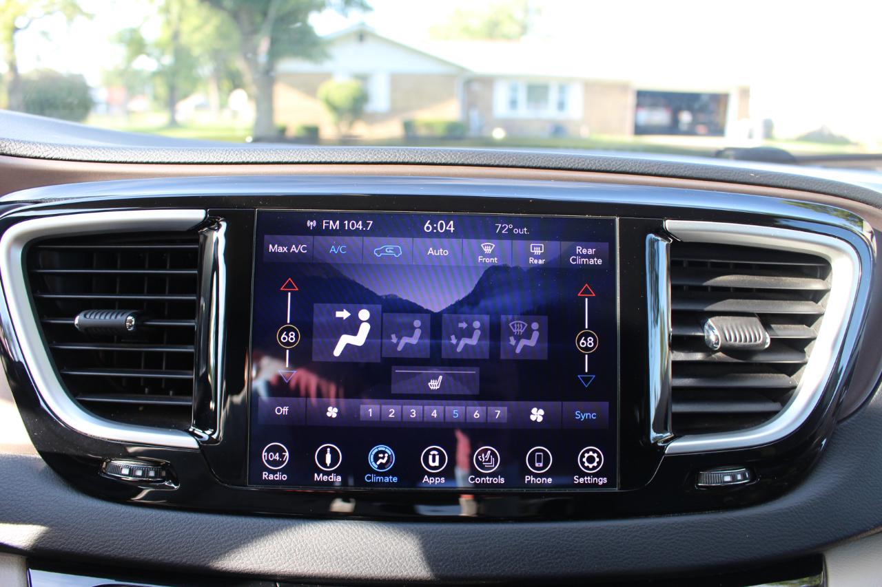 Chrysler Pacifica Touring-L 2018