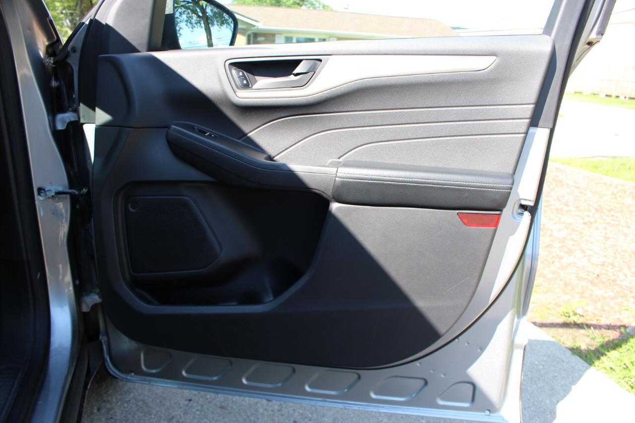 Ford Escape SE AWD 2022