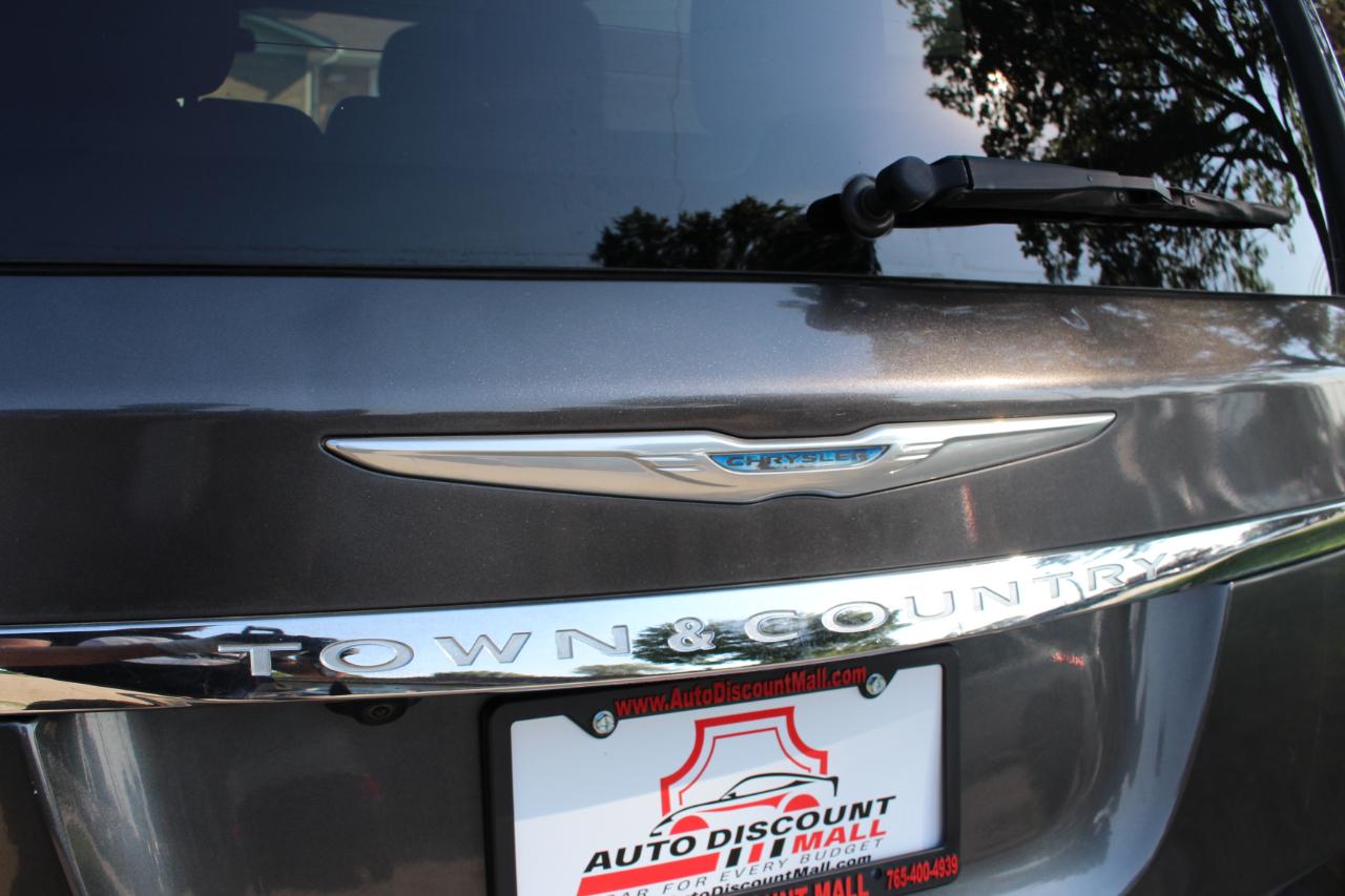 Chrysler Town & Country Touring 2016