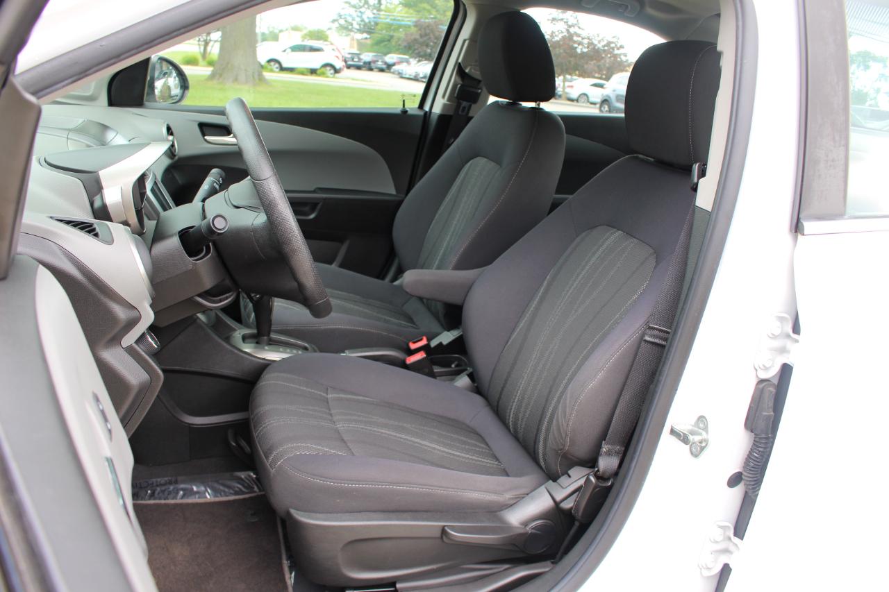Chevrolet Sonic LT Auto Sedan 2014