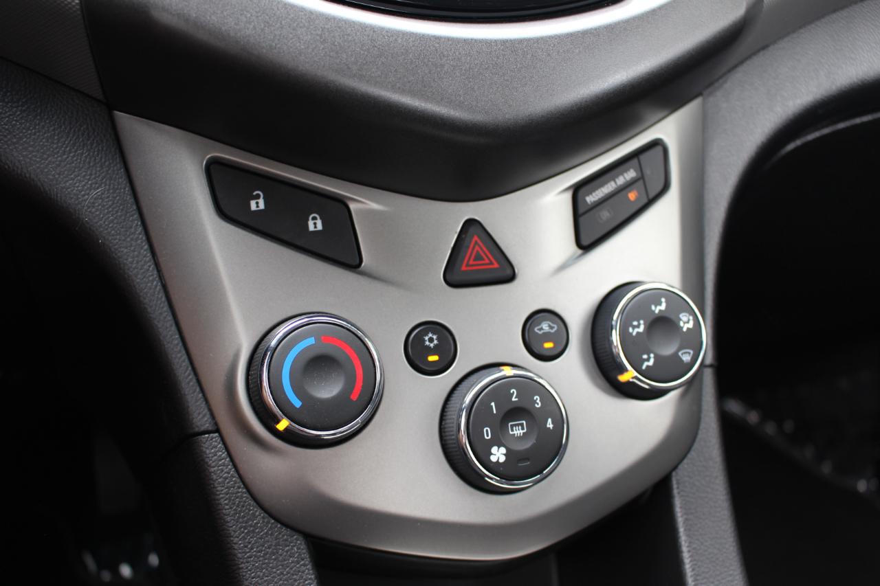 Chevrolet Sonic LT Auto Sedan 2014