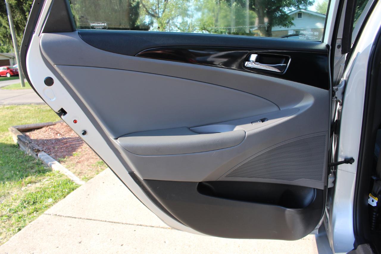 Hyundai Sonata SE Auto 2014