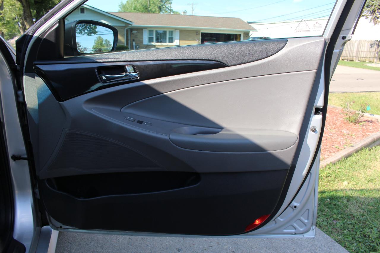 Hyundai Sonata SE Auto 2014