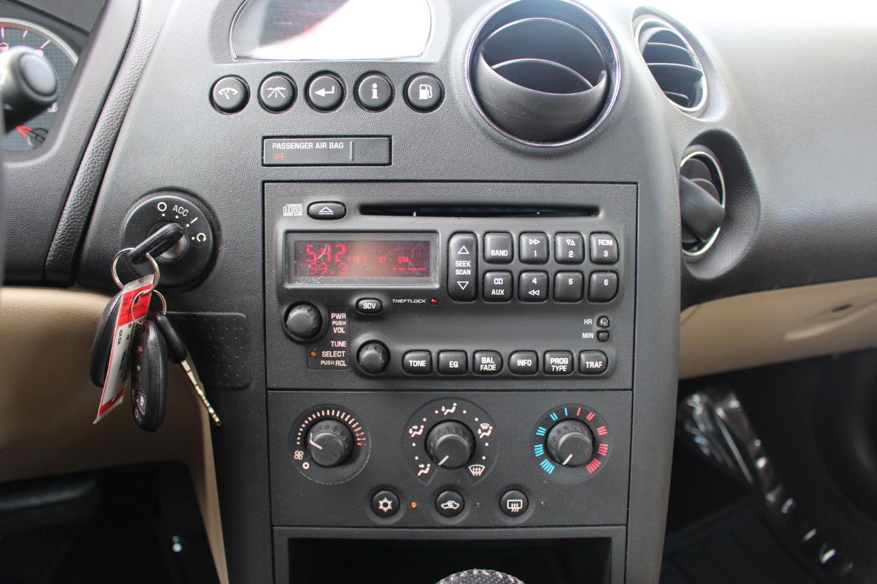 Pontiac Grand Prix Sedan 2008