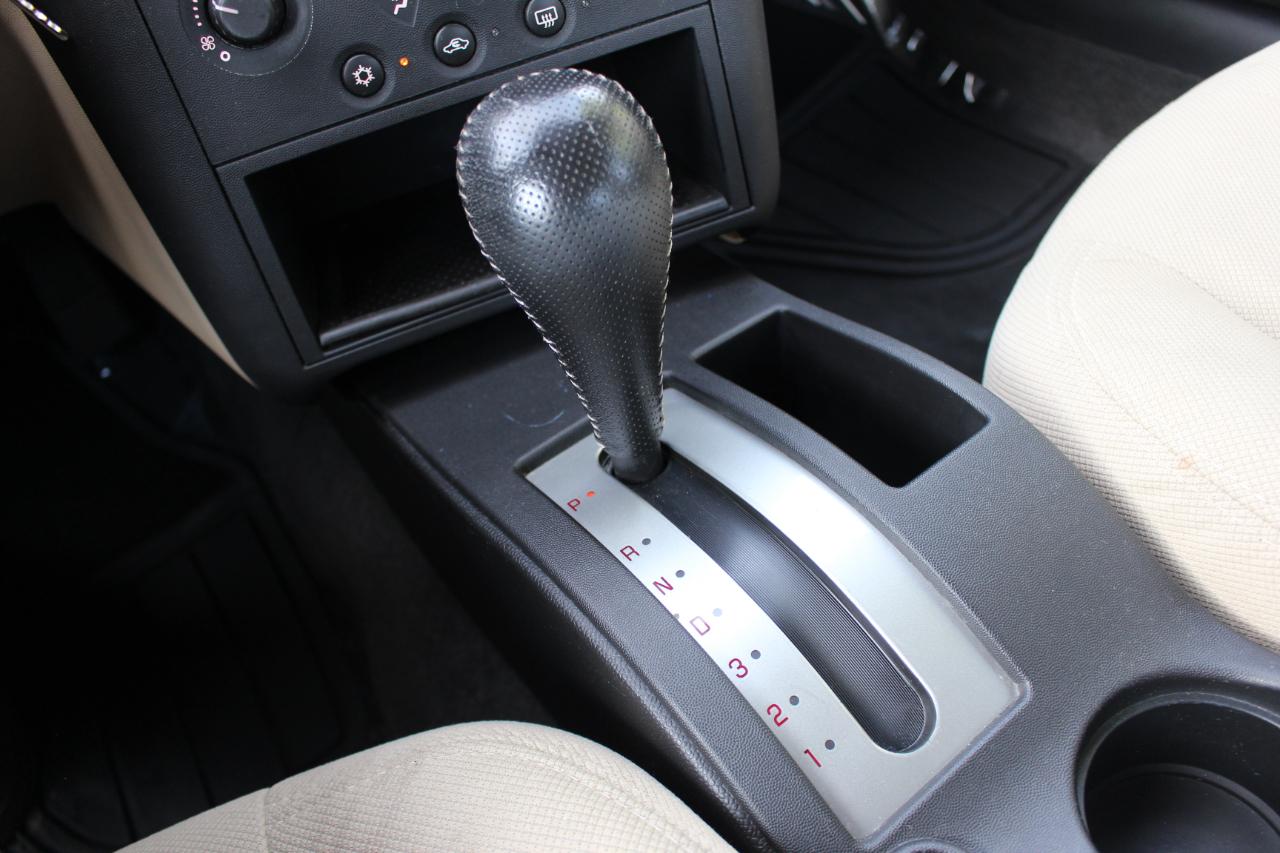 Pontiac Grand Prix Sedan 2008
