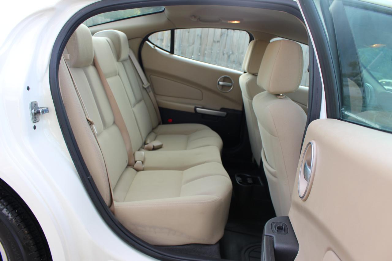Pontiac Grand Prix Sedan 2008