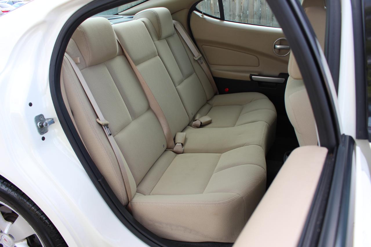 Pontiac Grand Prix Sedan 2008
