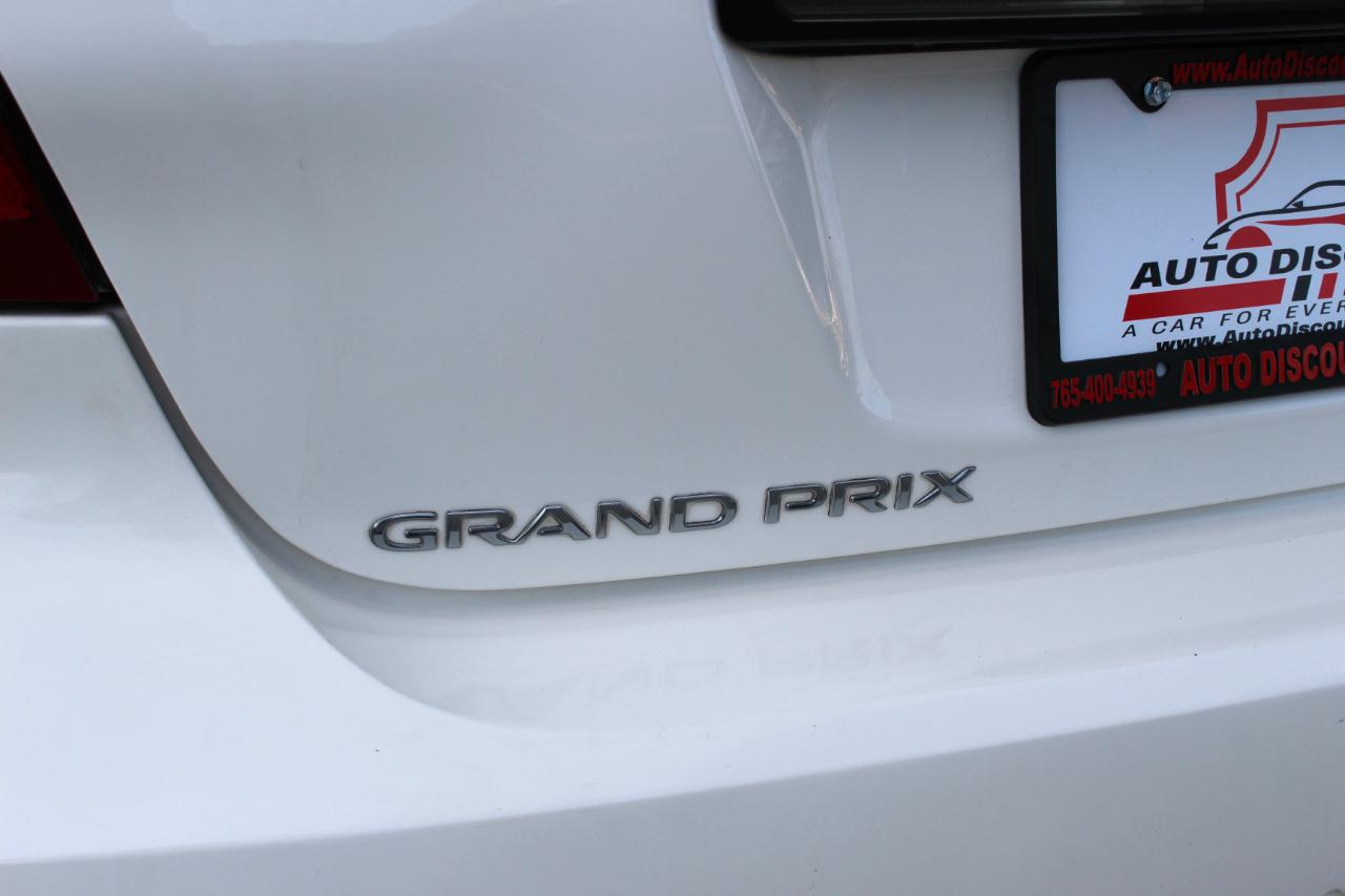 Pontiac Grand Prix Sedan 2008