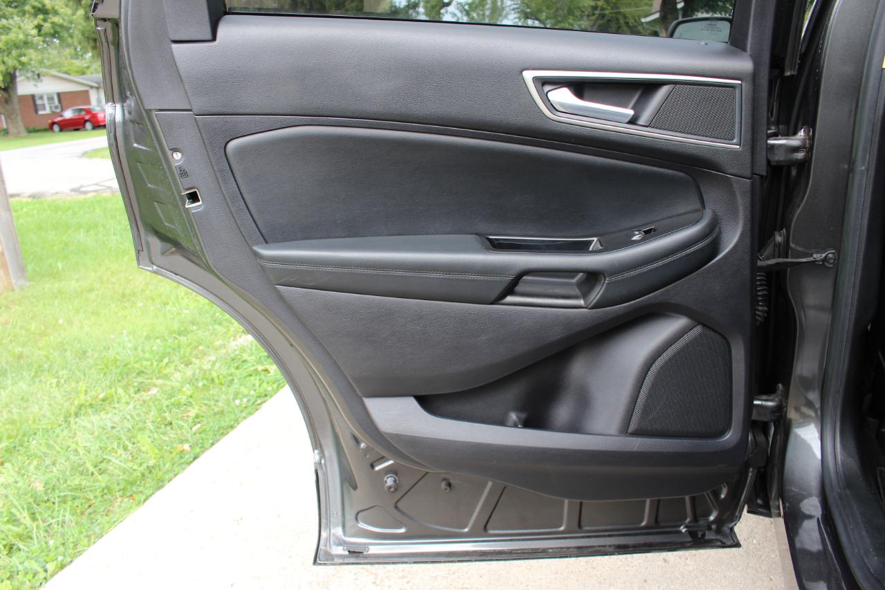 Ford Edge SEL AWD 2019