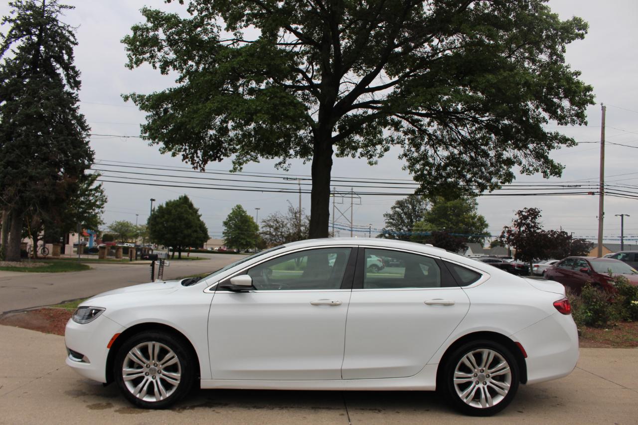 Chrysler 200 Limited 2015