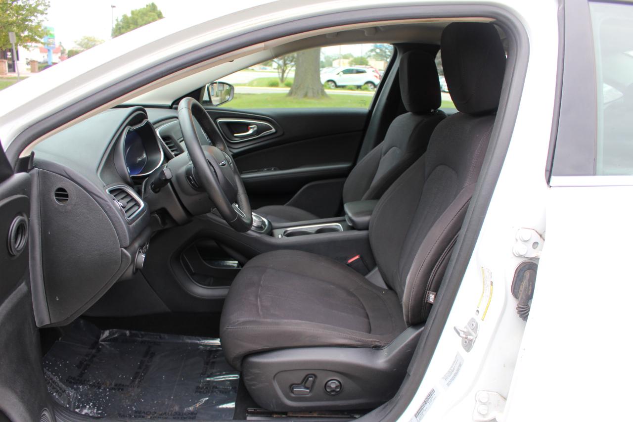 Chrysler 200 Limited 2015