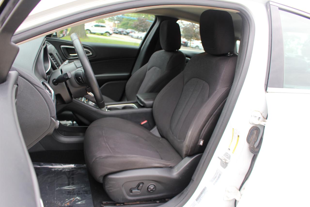 Chrysler 200 Limited 2015