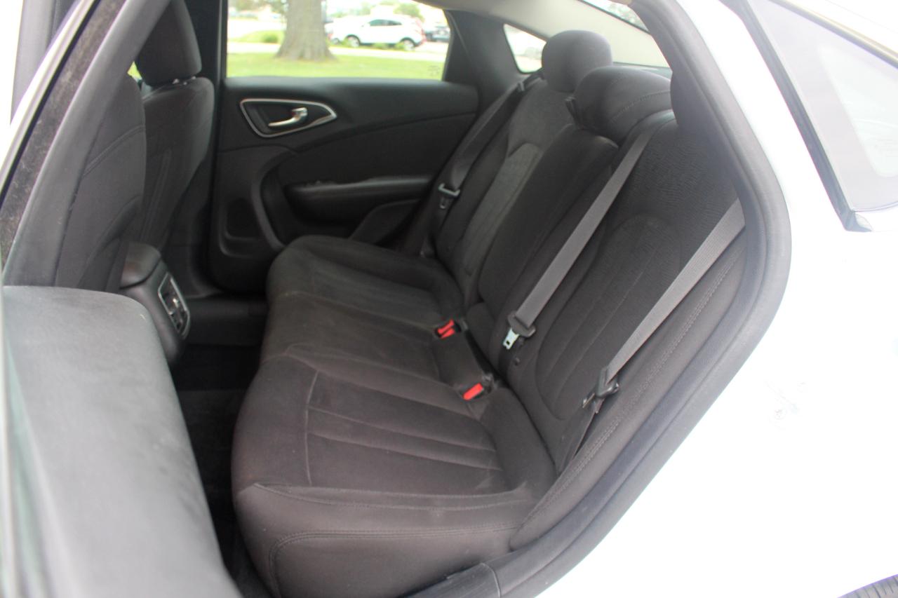 Chrysler 200 Limited 2015