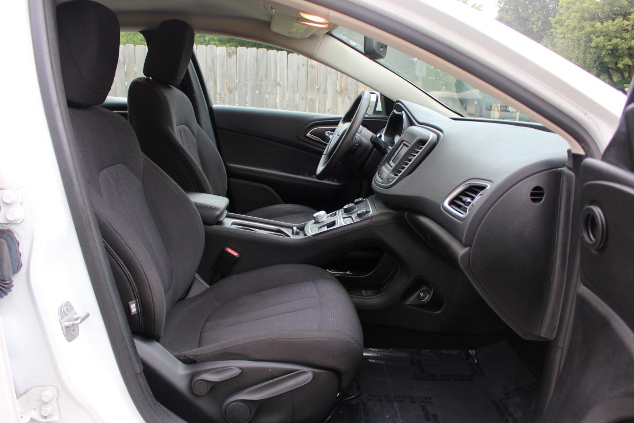 Chrysler 200 Limited 2015