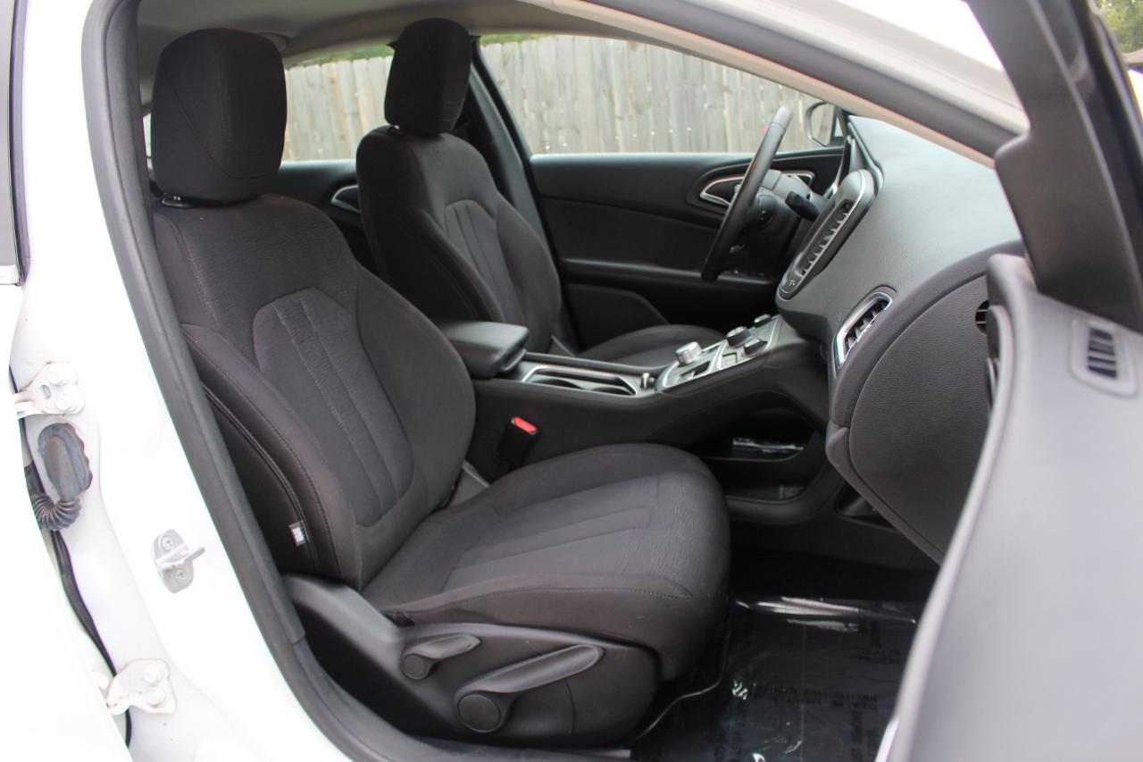 Chrysler 200 Limited 2015