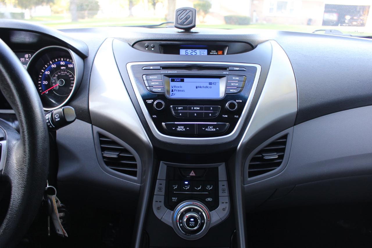 Hyundai Elantra GLS 2013