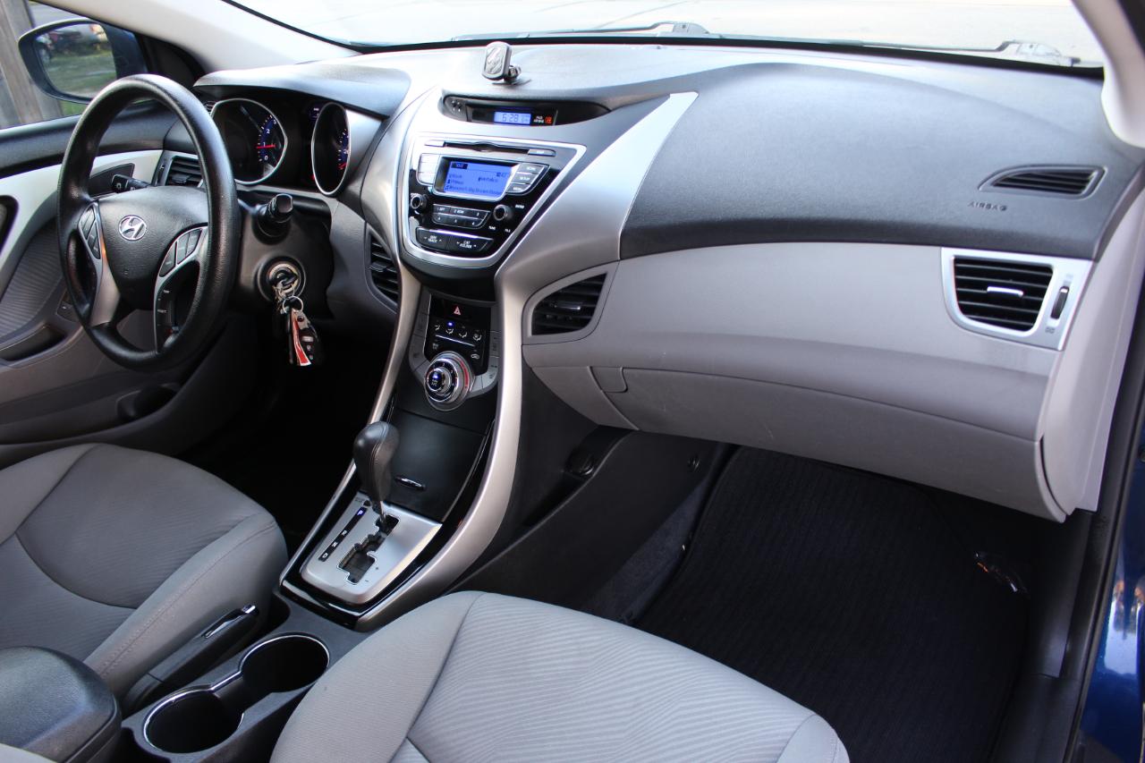 Hyundai Elantra GLS 2013