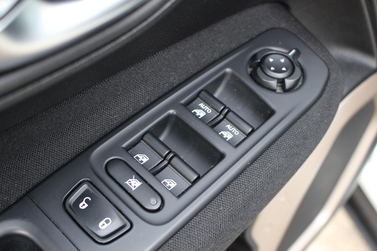 Jeep Renegade Latitude FWD 2016