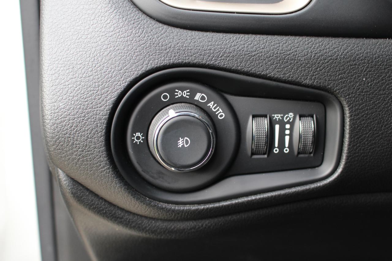 Jeep Renegade Latitude FWD 2016