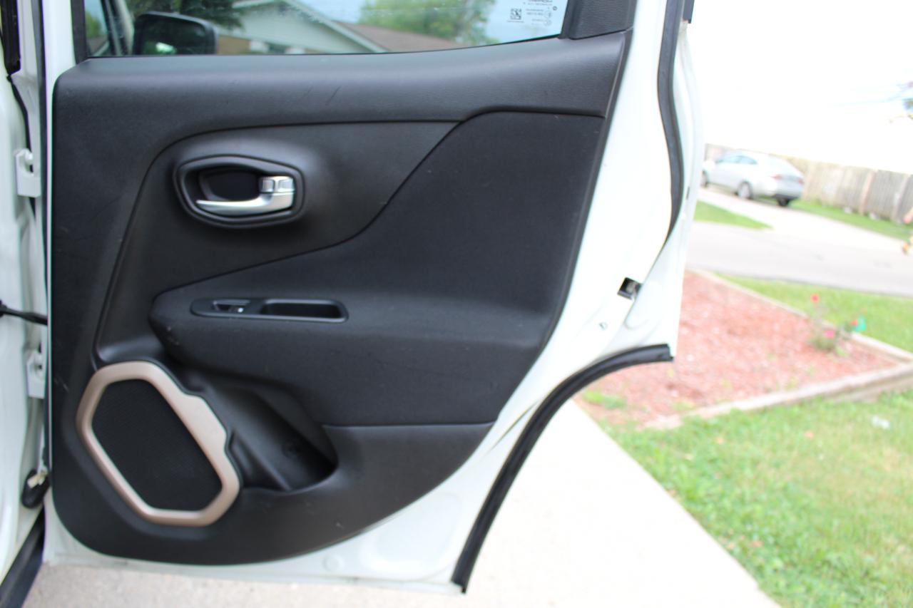 Jeep Renegade Latitude FWD 2016