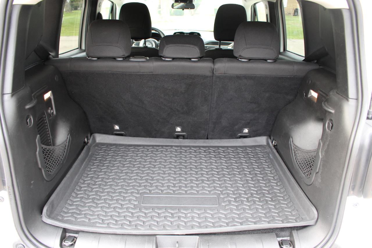 Jeep Renegade Latitude FWD 2016