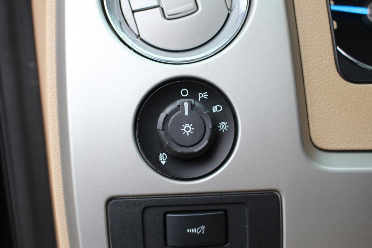 Ford F-150 Lariat SuperCrew 5.5-ft. Bed 4WD 2013