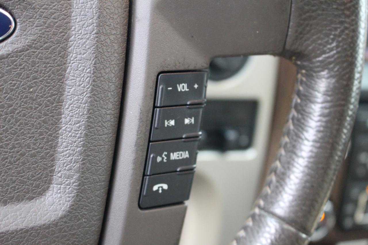 Ford F-150 Lariat SuperCrew 5.5-ft. Bed 4WD 2013