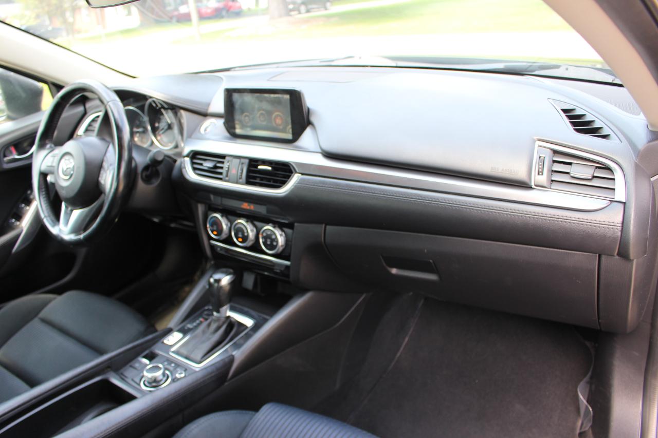 Mazda MAZDA6 i Sport AT 2016