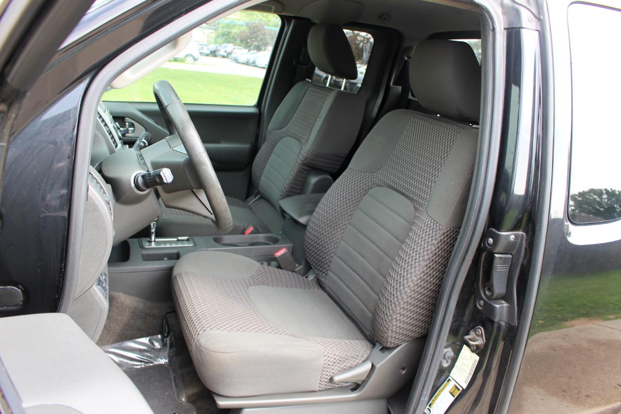 Nissan Frontier  2014