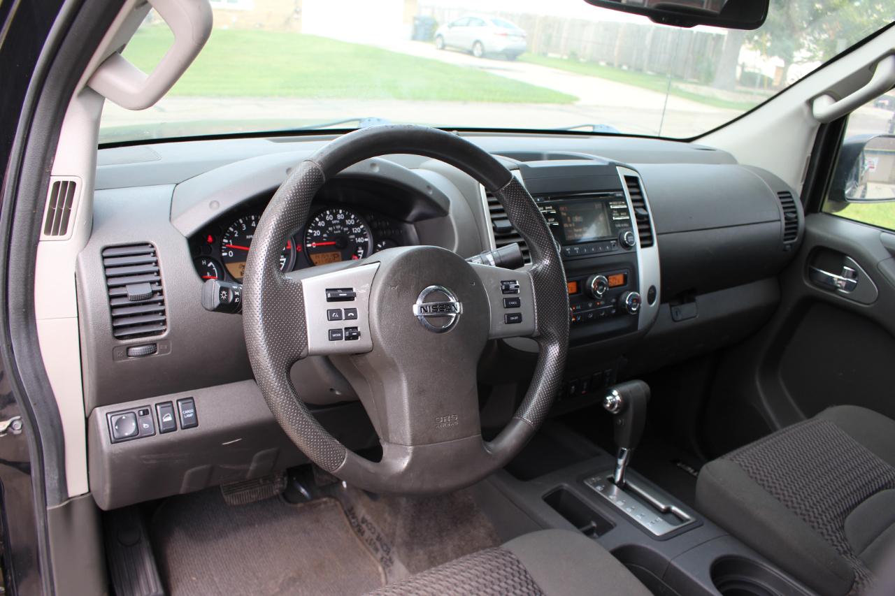 Nissan Frontier  2014