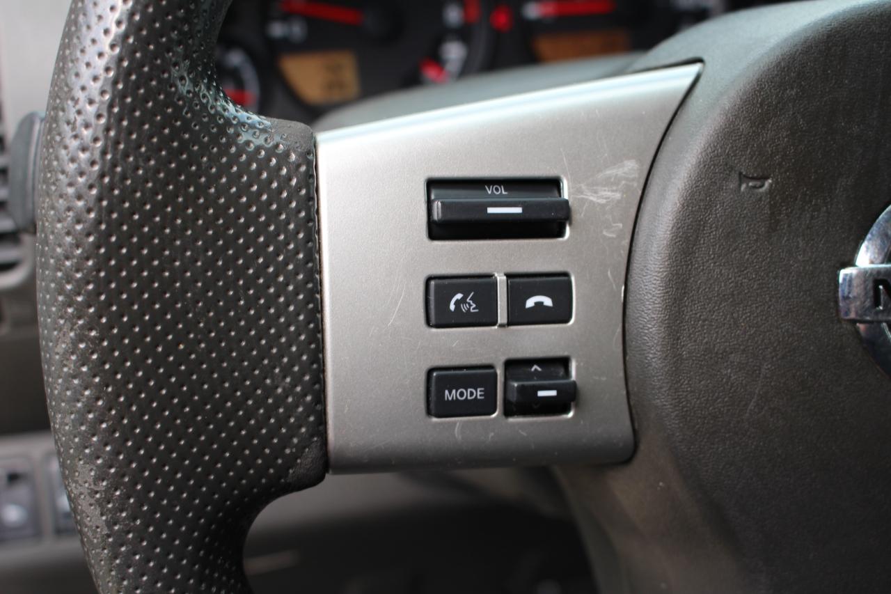 Nissan Frontier  2014