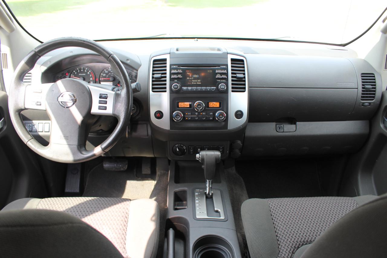 Nissan Frontier  2014