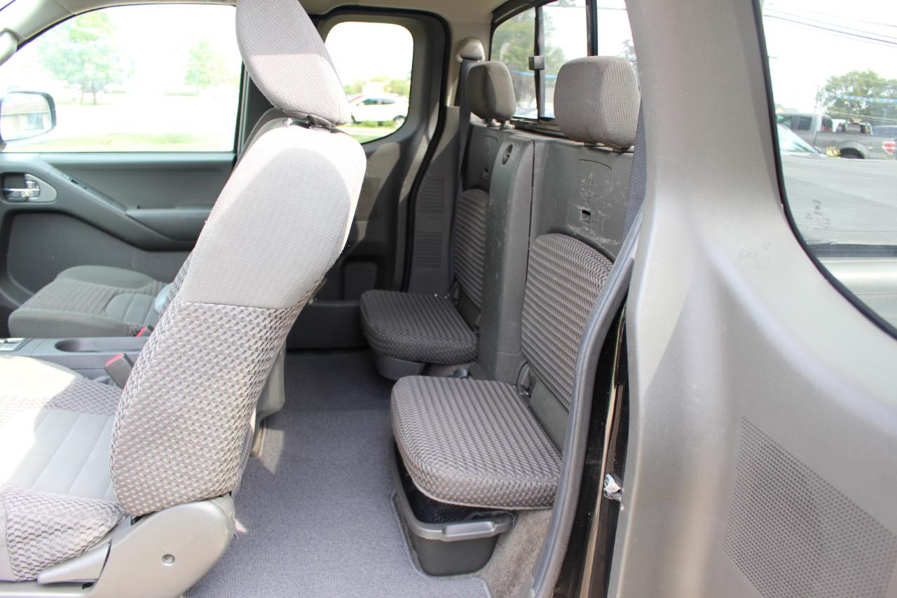 Nissan Frontier  2014