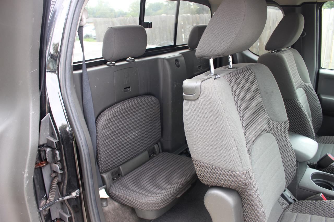 Nissan Frontier  2014