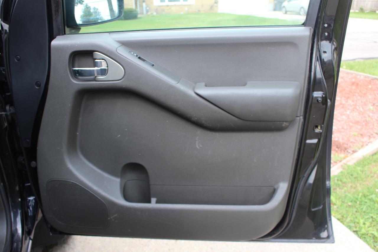 Nissan Frontier  2014