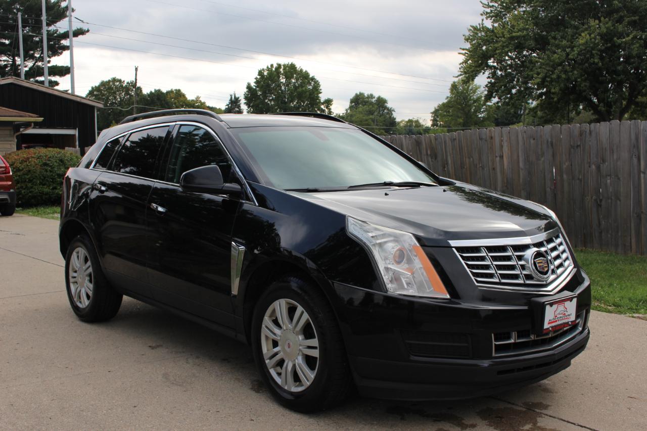 Cadillac SRX Base 2015