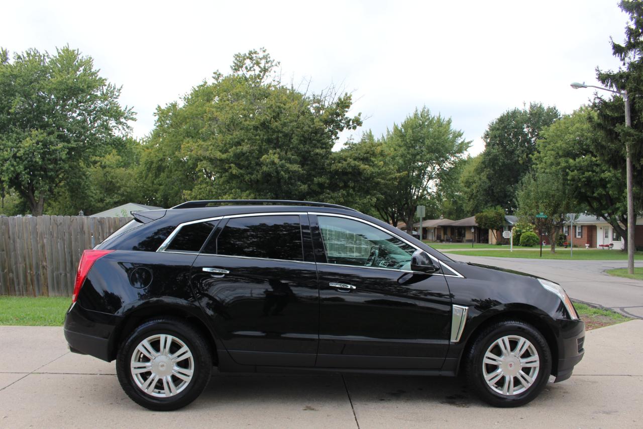 Cadillac SRX Base 2015